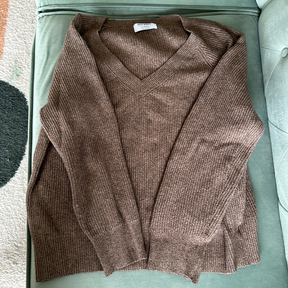 Old navy brown v neck sweater size medium